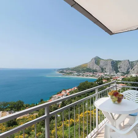 Holiday home 8 Bedroom Stunning In
