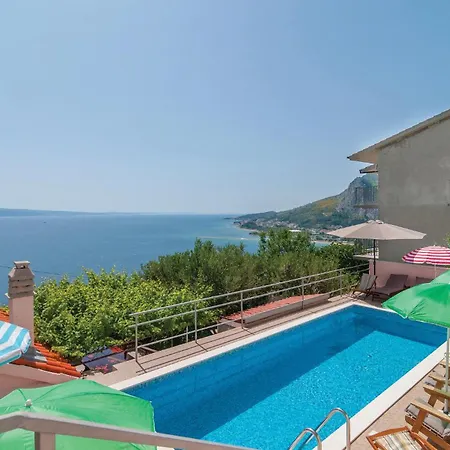 Put Borka Vi 度假居 奥米什