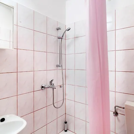 Holiday home 8 Bedroom Stunning In